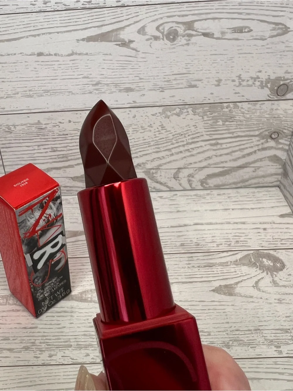 NARS Audacious Lipstick - Shade Siouxsie